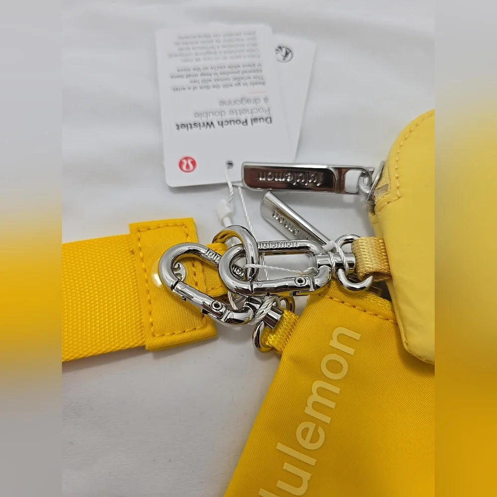 NWT Lululemon Dual Pouch Detachable Wristlet Maize Yellow - Picture 3 of 6